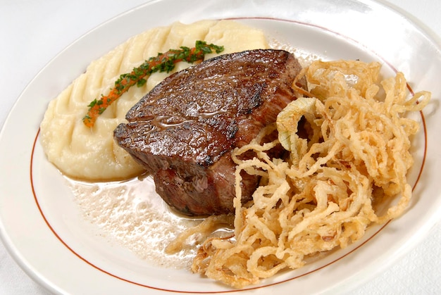 steak with mashed potato and onion tempura, fried onion, food, cut of meat