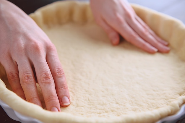 Step by step production of Strawberry pie  in the style of Valentine's Day