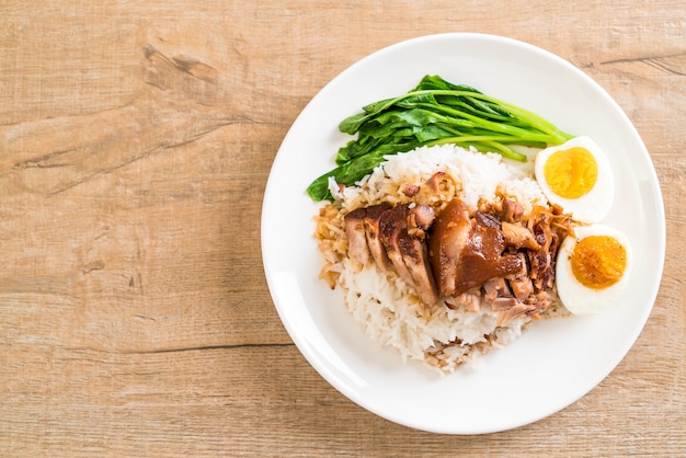 Stewed pork leg with rice