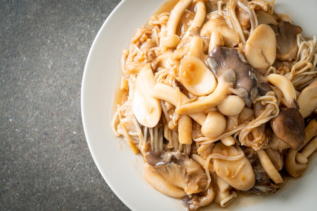 Stir fried mixed mushroom with oyster sauce