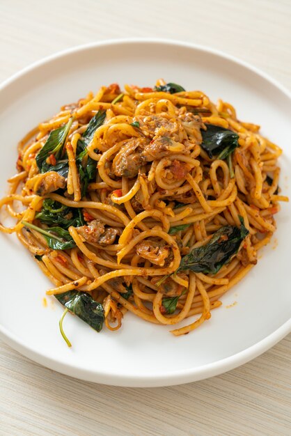 Stir Fried Spaghetti with Clam and Chilli Paste - Fusion food style