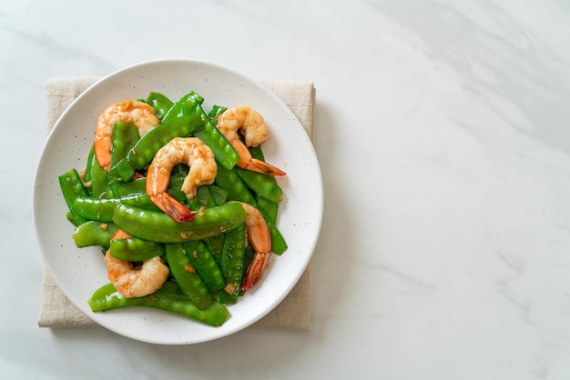 StirFried Green Peas with Shrimp