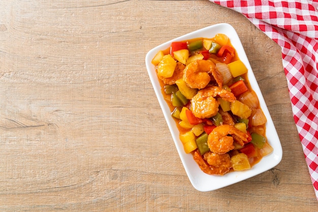 Stirfried sweet and sour with fried shrimp