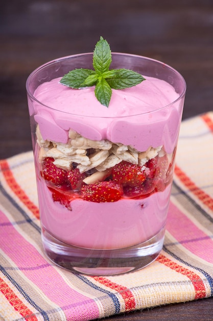 Strawberry and raspberry smoothie with cream cheese