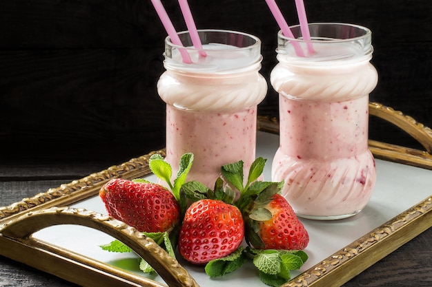 Strawberry smoothie with yogurt