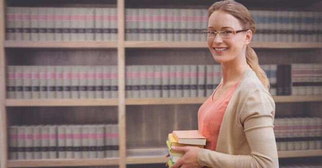 Photo student woman in education library