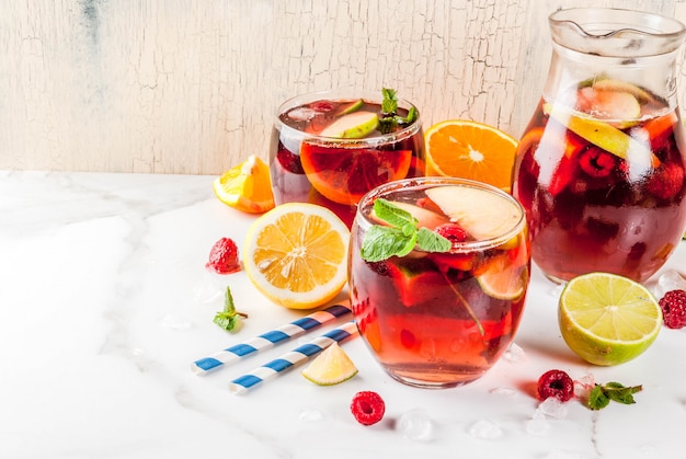 Summer cold sangria