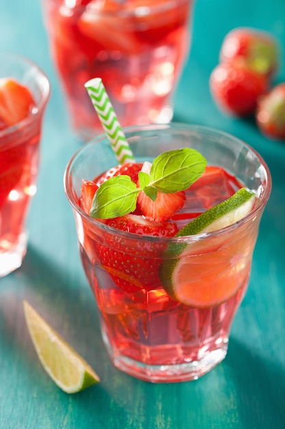 Summer strawberry lemonade with lime and mint