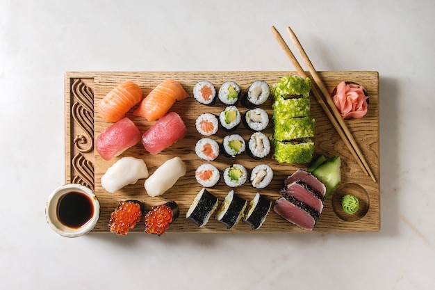 Sushi sashimi set