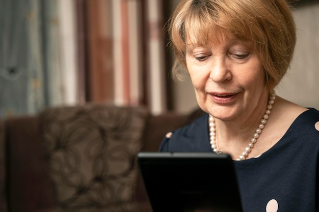 Sweet home grandma communicates with her grandchildren