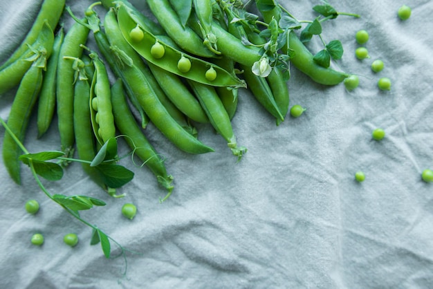 Sweet pea pods