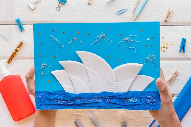 Sydney opera house collage. Application for kids. Australia card with Sydney opera house from paper. DIY. Instructions. Step by step.