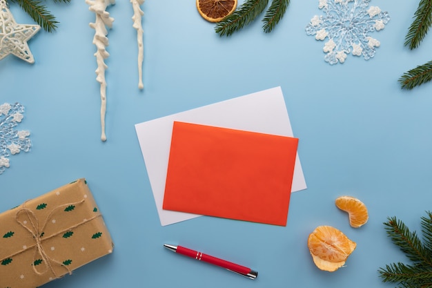 On the table is a letter with wishes for Christmas