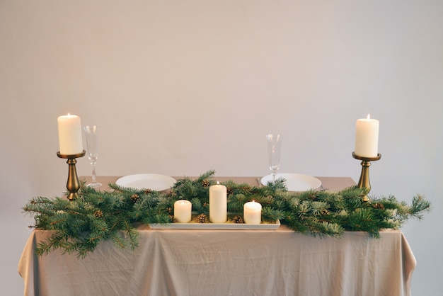 Table setting flowers. wedding decor, autumn flowers