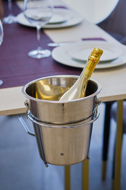 Table setting in the restaurant. Preparing the restaurant for receiving guests.