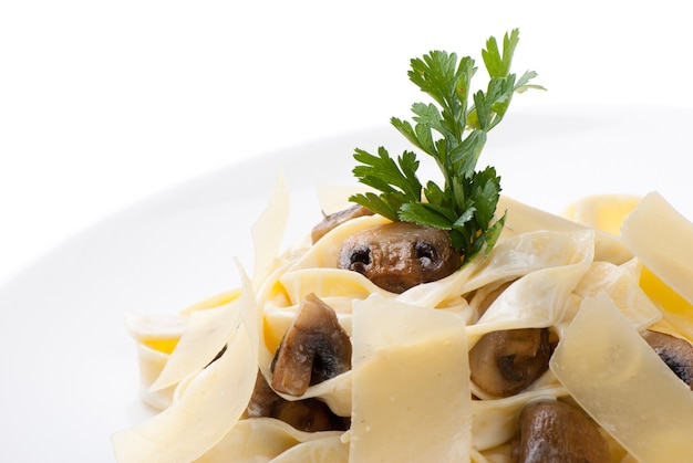 Tagliatelle with champignon and cheese sauce