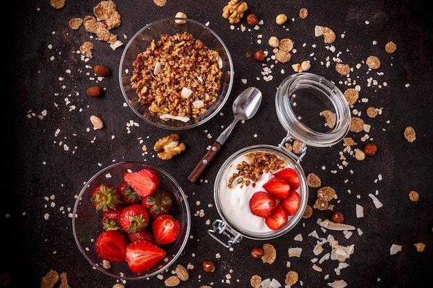 Tasty granola with yogurt