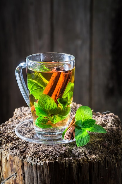 Tea made of green leaves and cinnamon bark