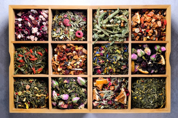 Tea types: green, black, floral, herbal, mint, melissa, ginger, apple, rose, lime tree, fruits, orange, hibiscus, raspberry, cornflower, cranberry