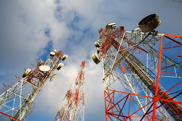 Telecommunication antenna satellite tower technology