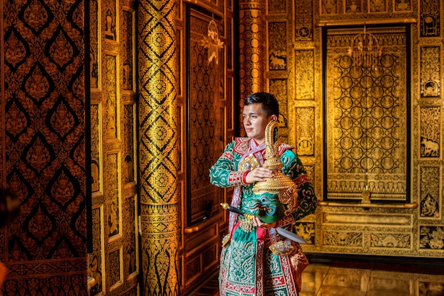 Thai dancing in Ramayana traditional mask