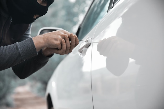 Thief with car