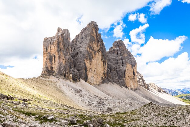 The three peaks, from left to right : Cima Piccola (2857 m), Cime Grande (2999 m), Cima Ovest (2973m).