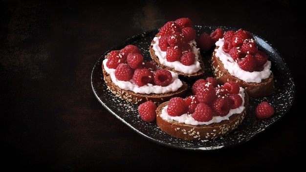 Toast with fresh raspberries and shrimp paste