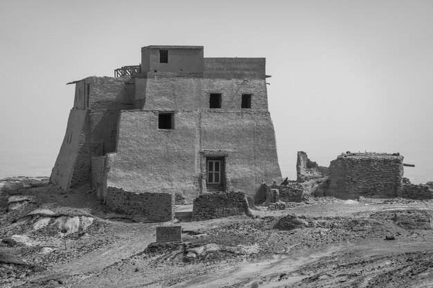 Photo todays mosque former temple and monastery on a hill near dongola near the nile