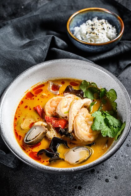 Tom Yam Kung soup, Thai cuisine