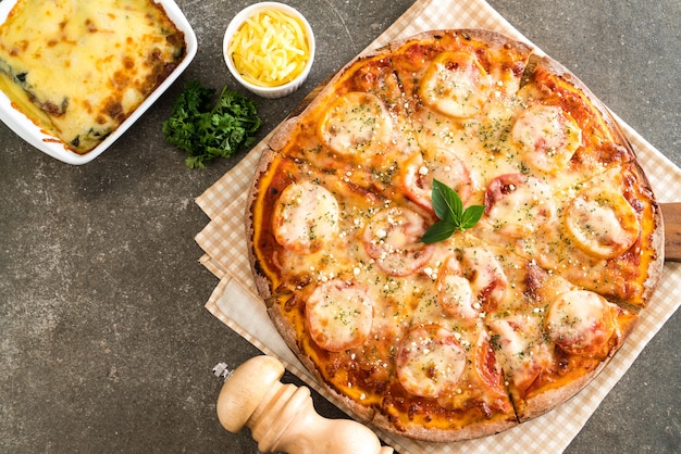 tomatoes pizza on table 