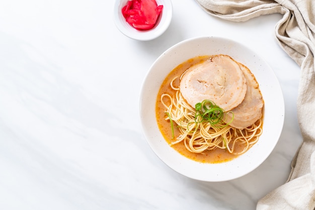 tonkotsu ramen noodles with chaashu pork