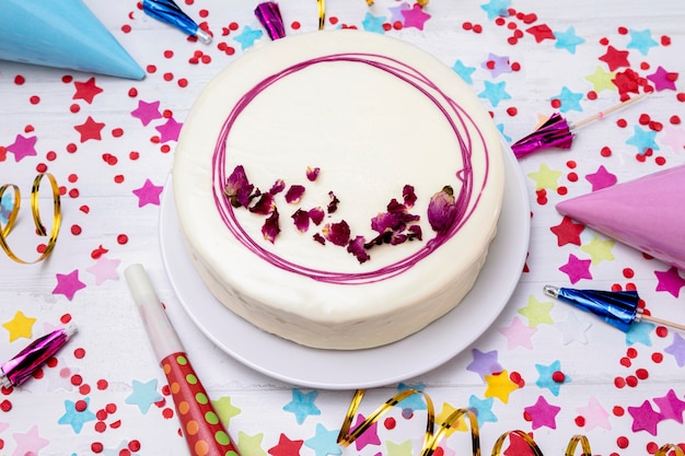 Top view glazed cake on table