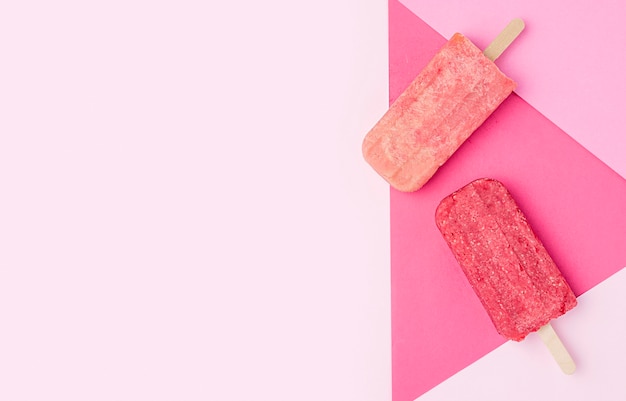 Top view popsicles on table