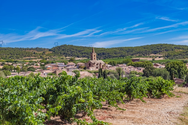 Photo town cruzy in languedoc-roussillon province in france