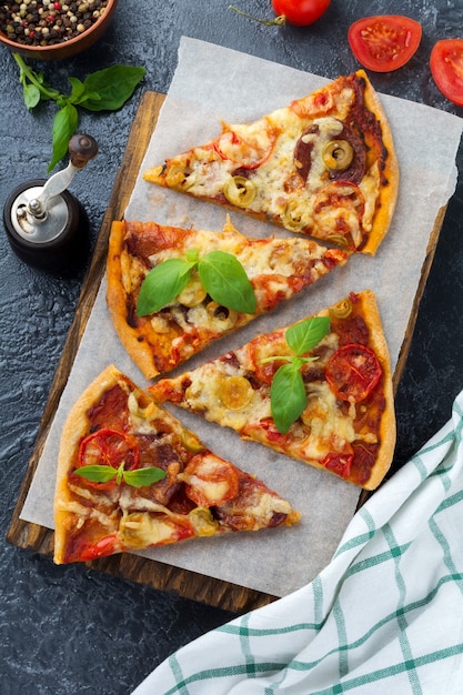 Traditional Italian pizza with tomato