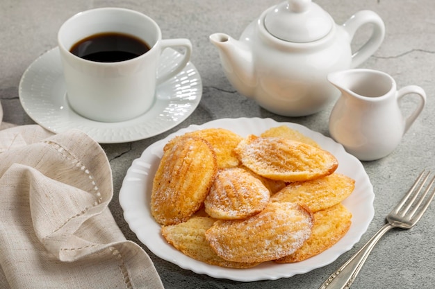 Traditional madeleines with sprinkled sugar