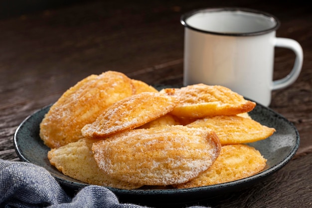 Traditional madeleines with sprinkled sugar