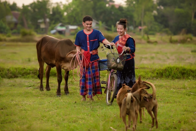 Traditional Thai wedding in forest xA