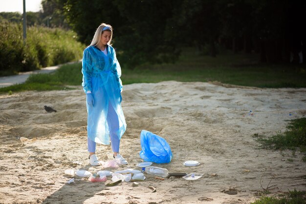 Trash keeper or garbage on the beach.