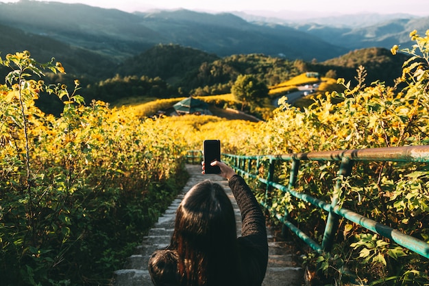 Traveler woman with smartphone