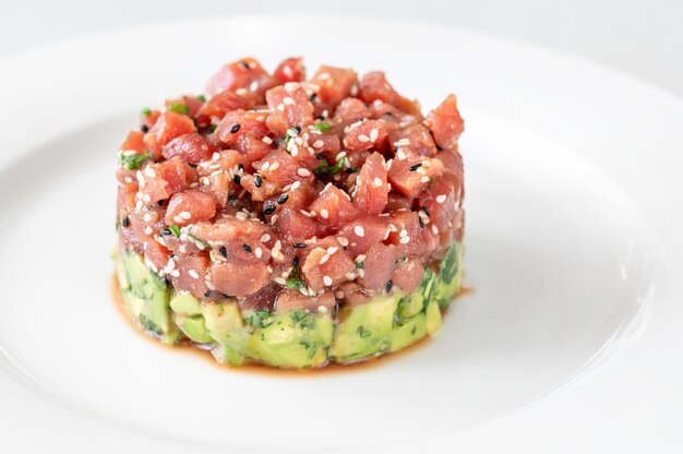 Tuna Tartare with white and black sesame seeds