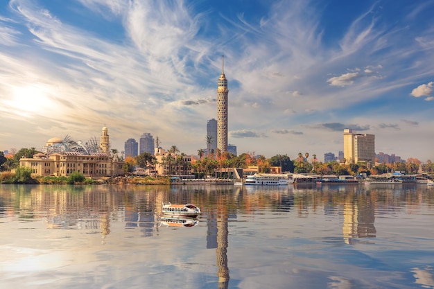 Photo tv tower and cairo downtown on the nile egypt