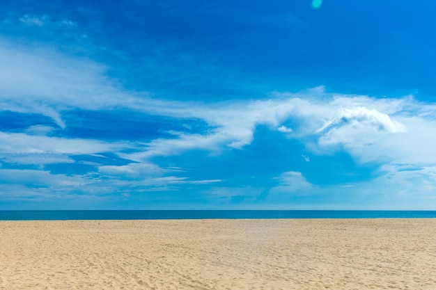 Untouched tropical beach in Sri Lanka