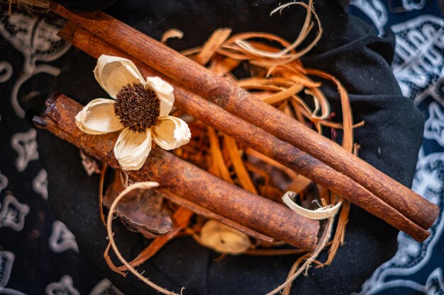 Photo various type of spices in wooden bowl