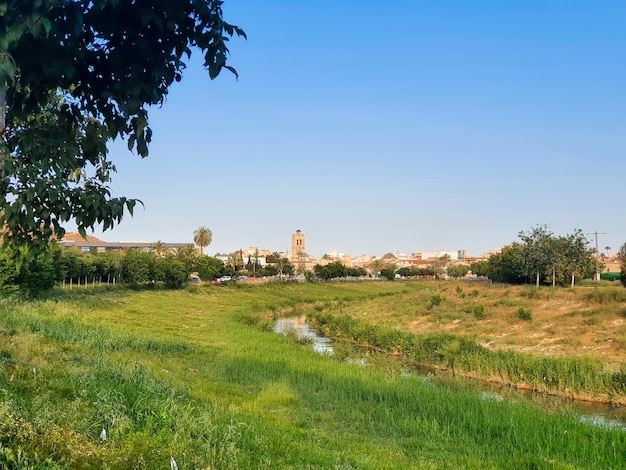 Vega Baja del Segura - Orihuela - Paisajes en el entorno de la ciudad. Huerta, rio, palmeras,...