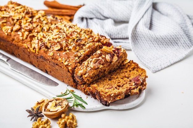 Vegan berries and nuts bread. 