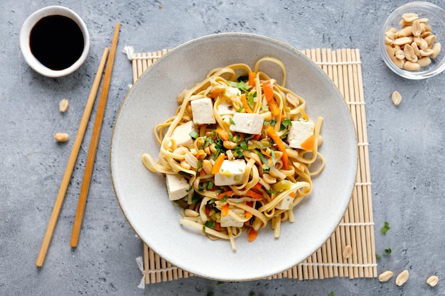 Vegan noodles with tofu and vegetables