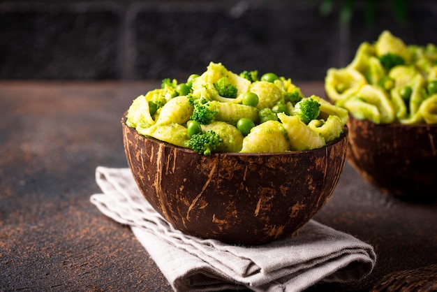 Vegan pasta with green sauce