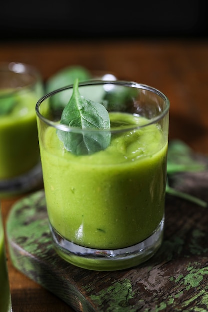 Vegan vegetable and ginger smoothie